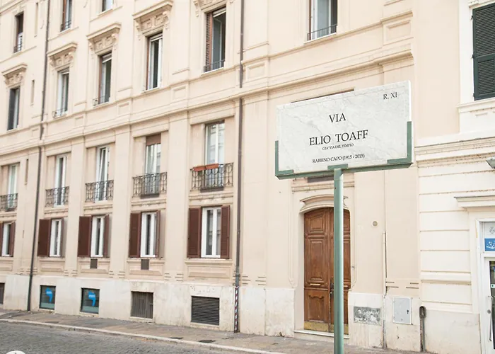 Roxy Luxury House Отель типа "постель и завтрак" 4*