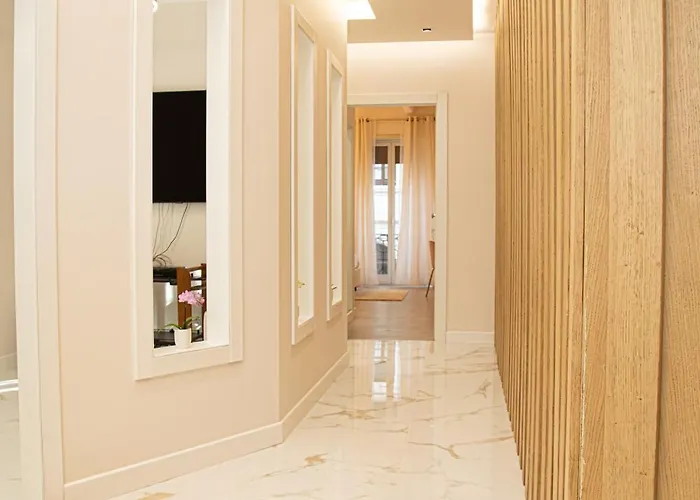 Roxy Luxury House Отель типа "постель и завтрак"